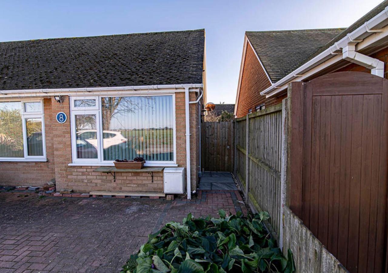 Broadstairs, Bays & Golf - Sleeps 2 Appartamento *